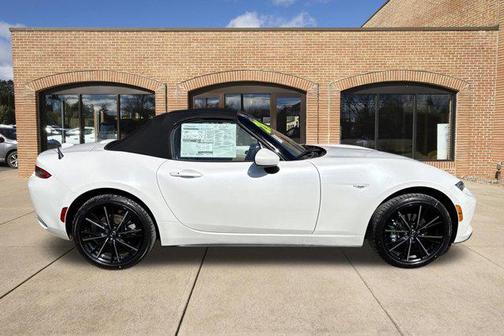 Snowflake White Pearl Mica 2026 Mazda MX-5 Miata Grand Touring