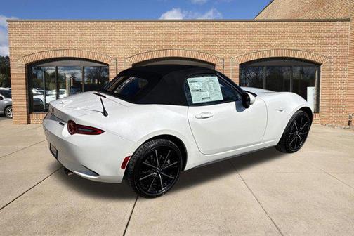 Snowflake White Pearl Mica 2026 Mazda MX-5 Miata Grand Touring