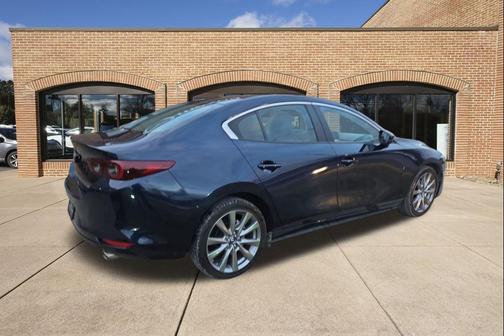 2025 Mazda Mazda3 FWD w/Preferred Package