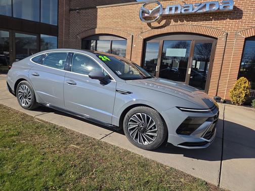 2024 Hyundai SONATA Hybrid Limited