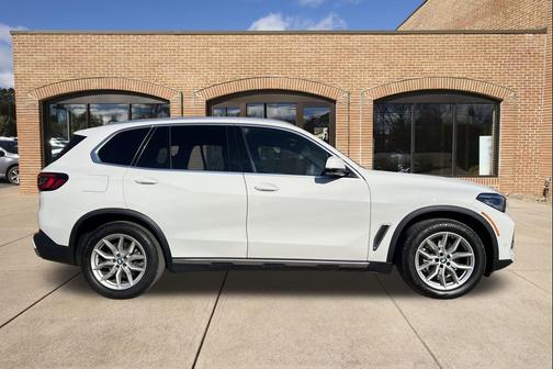 2023 BMW X5 xDrive40i