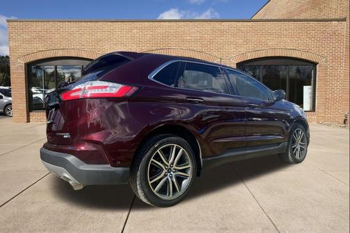 2019 Ford Edge Titanium