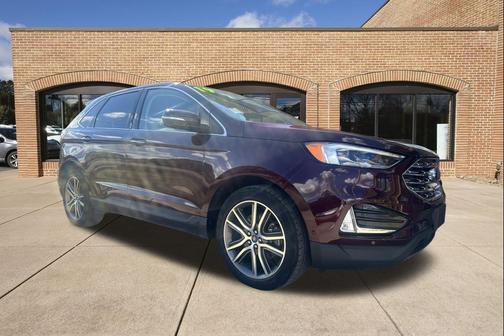 2019 Ford Edge Titanium