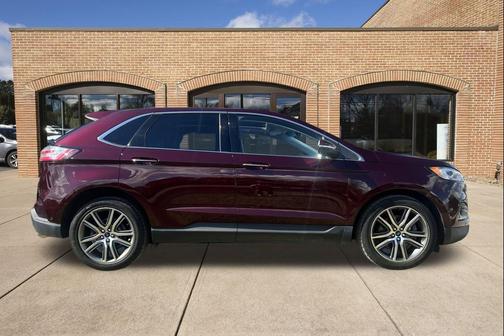 2019 Ford Edge Titanium
