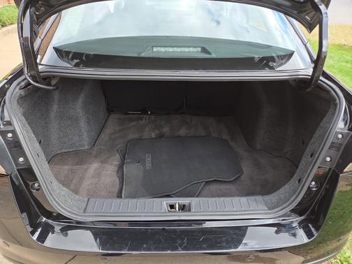 2023 Nissan Versa 1.6 SV