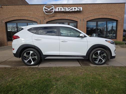 2017 Hyundai TUCSON Sport