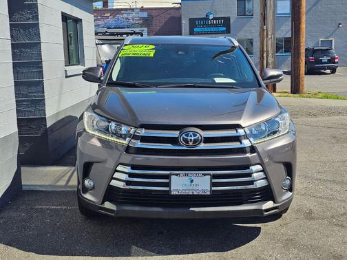 2019 Toyota Highlander XLE