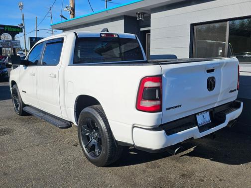 2021 RAM 1500 Sport