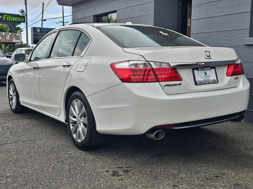 White Orchid Pearl 2013 Honda Accord EX-L