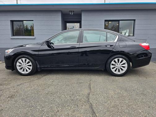 Crystal Black Pearl 2014 Honda Accord LX