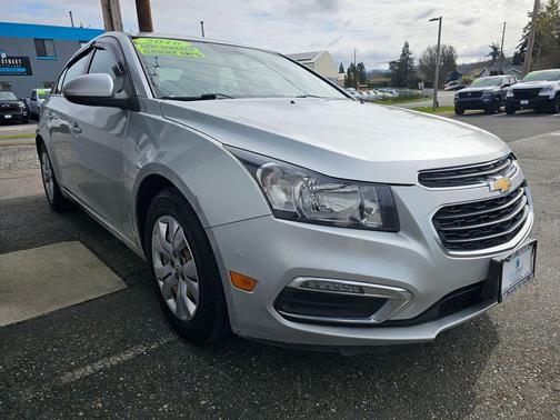 Silver Ice Metallic 2016 Chevrolet Cruze Limited 1LT