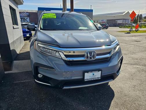 2022 Honda Pilot Touring 8-Passenger