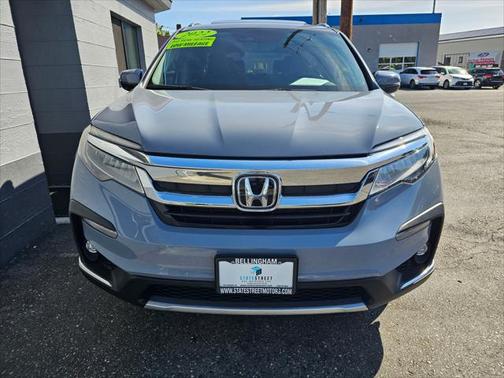 2022 Honda Pilot Touring 8-Passenger