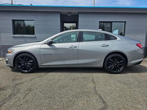 Mineral Grey Metallic 2024 Chevrolet Malibu 1LT