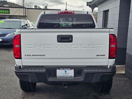 Summit White 2022 Chevrolet Colorado ZR2
