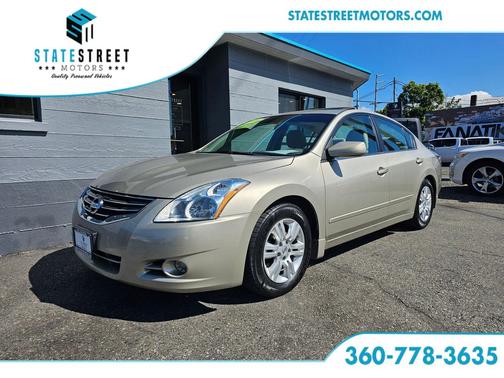 Sonoran Sand 2010 Nissan Altima 2.5 S
