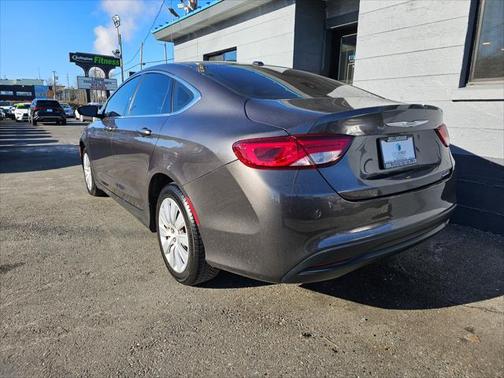 2015 Chrysler 200 LX
