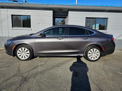 2015 Chrysler 200 LX