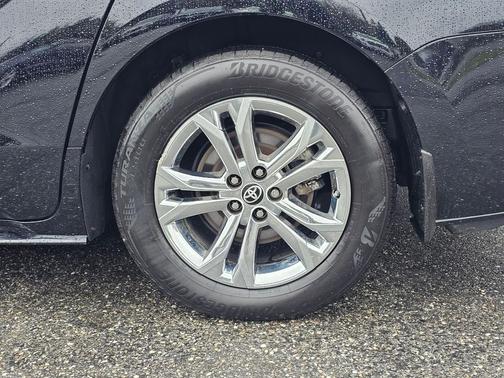 2022 Toyota Sienna XSE 7 Passenger