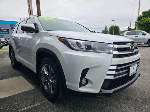 Blizzard Pearl 2019 Toyota Highlander Limited