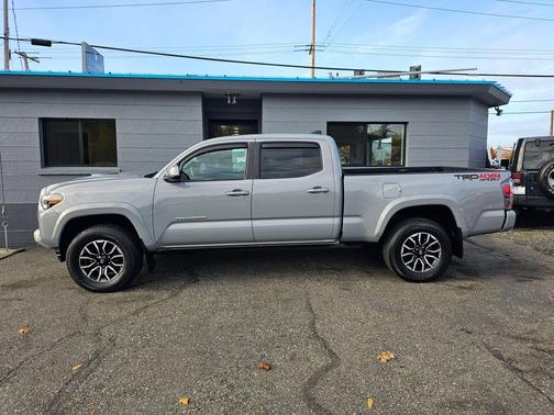 2020 Toyota Tacoma TRD Sport