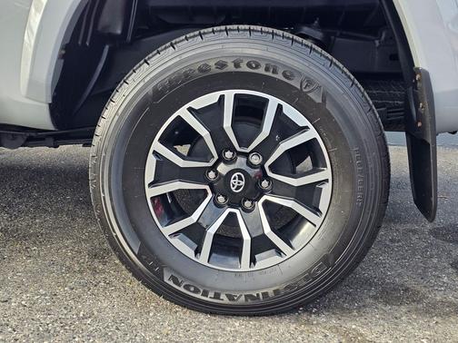 2020 Toyota Tacoma TRD Sport