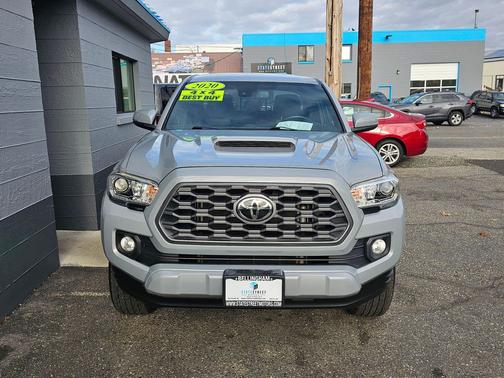 2020 Toyota Tacoma TRD Sport