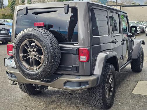 2016 Jeep Wrangler Unlimited Sahara