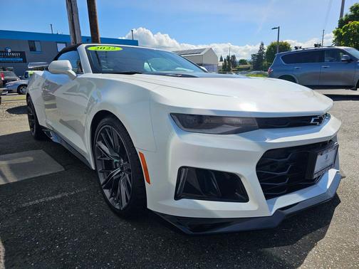 Summit White 2022 Chevrolet Camaro ZL1