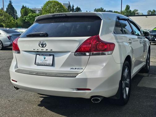 Blizzard Pearl 2015 Toyota Venza XLE