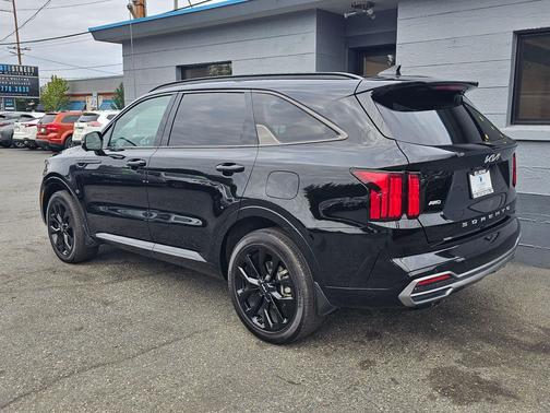 2022 Kia Sorento SX