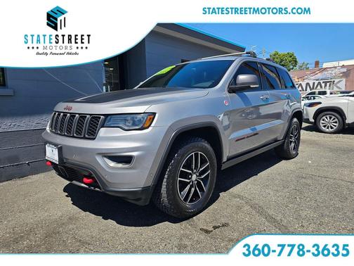 Billet Silver Metallic Clear Coat 2017 Jeep Grand Cherokee Trailhawk