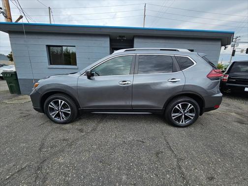 2020 Nissan Rogue SV