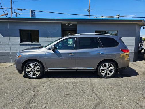 2015 Nissan Pathfinder Platinum