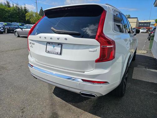 2021 Volvo XC90 Recharge Plug-In Hybrid T8 Inscription 7 Passenger