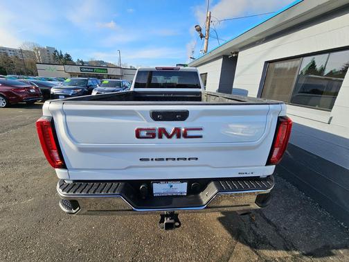 2022 GMC Sierra 3500 SLT