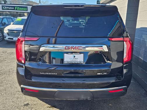 2023 GMC Yukon SLT