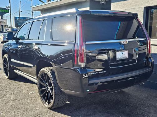 2016 Cadillac Escalade Premium