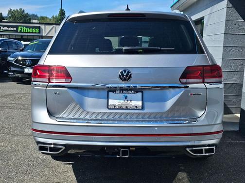 Pyrite Silver Metallic 2022 Volkswagen Atlas 3.6L SEL Premium