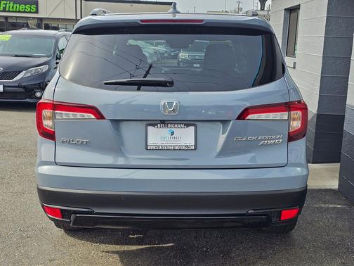 Steel Sapphire Metallic 2022 Honda Pilot AWD Elite