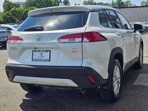 Wind Chill Pearl 2023 Toyota Corolla Cross LE