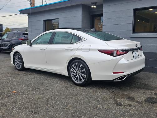 2021 Lexus ES 350 Luxury