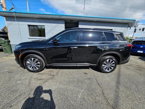 2023 INFINITI QX60 Pure