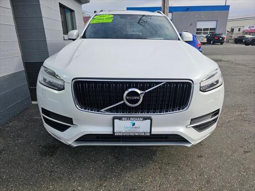 2017 Volvo XC90 T6 Momentum