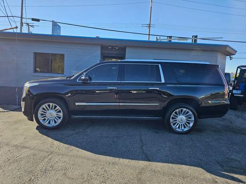 2017 Cadillac Escalade ESV Platinum