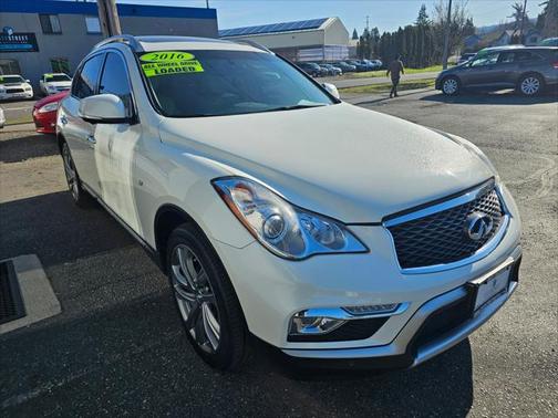 2016 INFINITI QX50 Base
