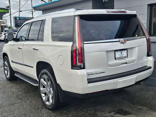 2019 Cadillac Escalade Premium Luxury