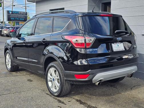 Shadow Black 2017 Ford Escape SE