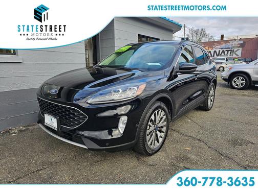 2020 Ford Escape Titanium