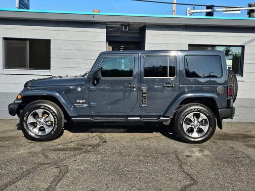 2018 Jeep Wrangler JK Unlimited Sahara